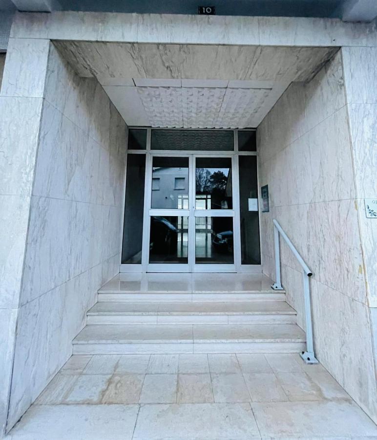 Le Patio Apartment มองต์ซู-เลส์-มินส์ ภายนอก รูปภาพ